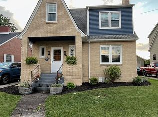 114 Robert E Lee Ave, Elkins, WV 26241