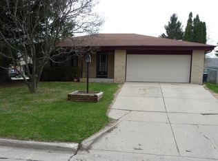 3805 W Hemlock St, Milwaukee, WI 53209