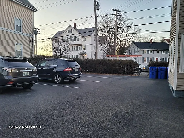 230 Pawtucket Ave — Photo 15