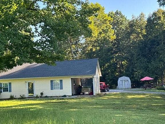 2nd image of 955B County Road 100