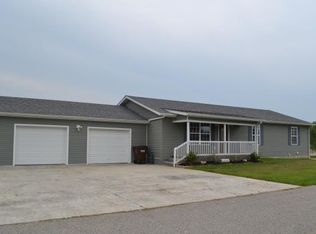 531 Golf View Dr, Milan, IN 47031