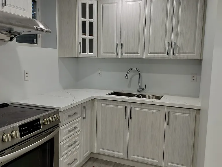 852 McNair Cir #LOWER — Photo 9