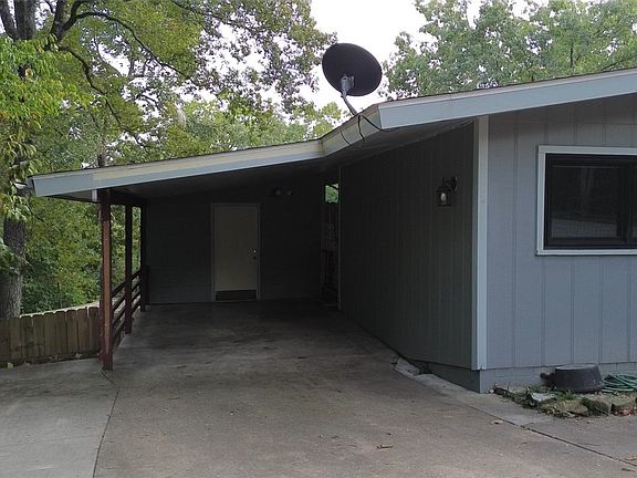 2nd image of 9 Billingsley Ln