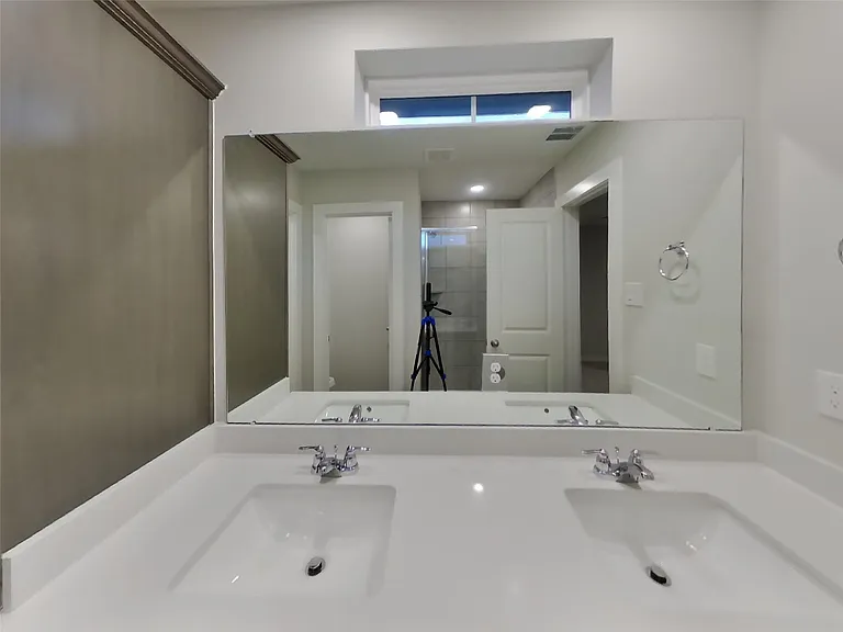 22710 Terrazzo Dr — Photo 9