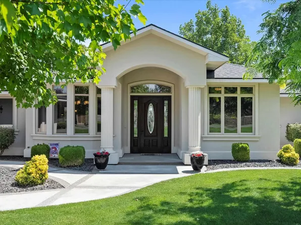 3113 Chardonnay Dr, Pasco, WA 99301