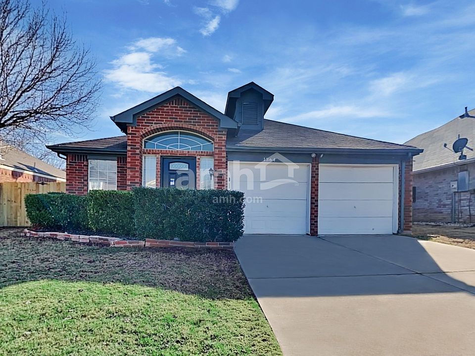 1st image of 1364 Honeysuckle Ln
