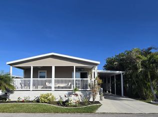 2041 Seagrape Ct, Naples, FL 34110