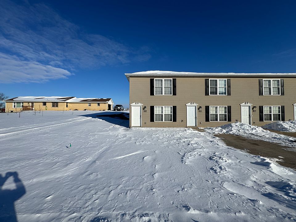 1st image of 819 Navajo Trl