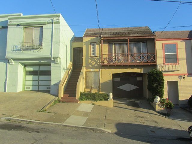 1st image of 617 Moscow St