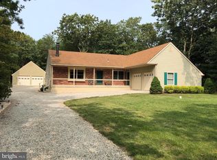 16 Tuckerton Rd, Shamong, NJ 08088