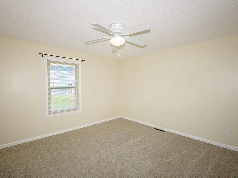 413 Ridgecrest Rd — Photo 12