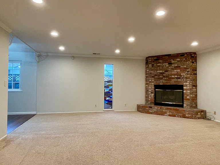 1378 Turlock Ln — Photo 4