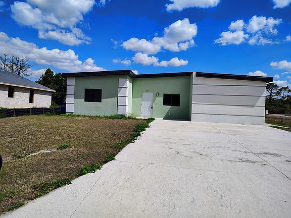 2nd image of 423 Canyon Dr S #A