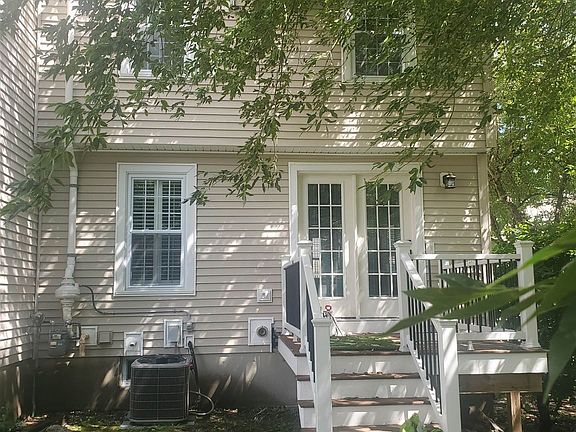 2nd image of 12 Sundown Dr Unit A