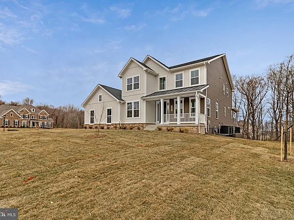 2nd image of 2000 Aram Dr