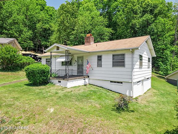 3rd image of 110 Disston Rd