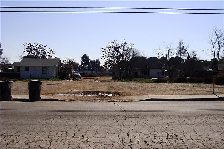 1st image of 2115 Potomac Ave