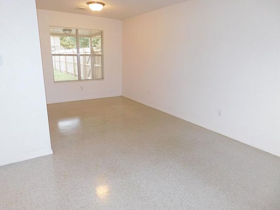 3rd image of 42 Marella Ct