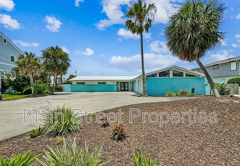 231 Sabine Dr — Photo 13