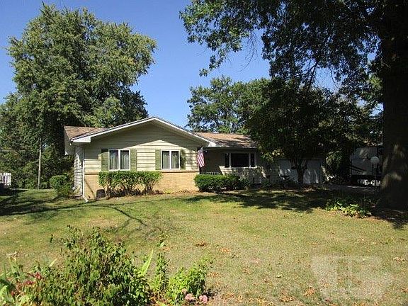 2nd image of 1005 Hillcrest Dr