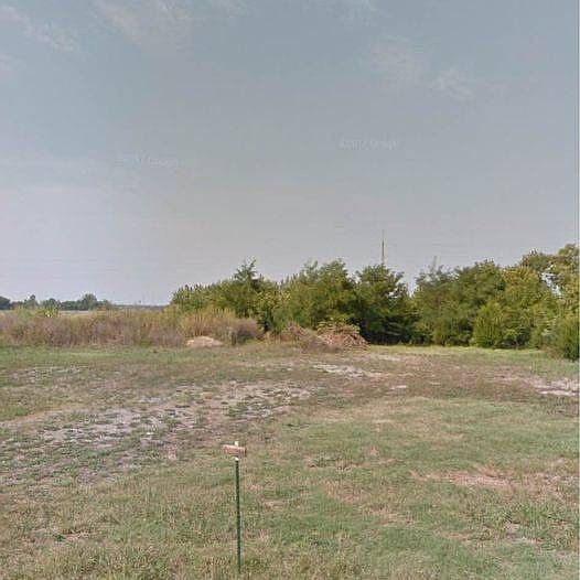 2nd image of N Indiana St