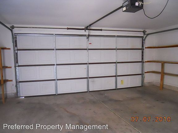 4th image of 585 N Westridge Dr APT 14