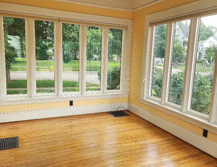 725 N Main St — Photo 14
