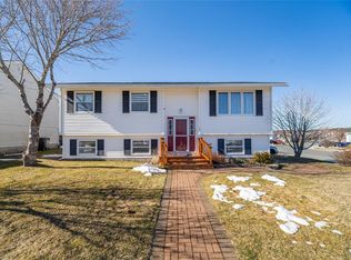 41 Jane Heights, Paradise, NL A1L1E6