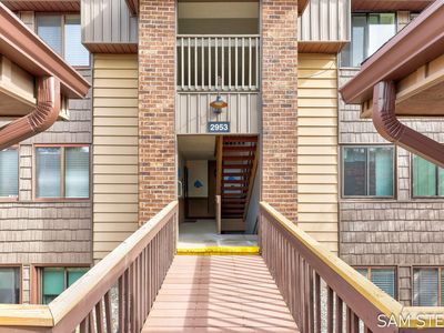 2953 Byron Center Ave SW APT F, Wyoming, MI, 49519
