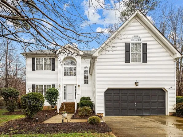 1605 Flyfisher Trl, Chesapeake, VA 23321