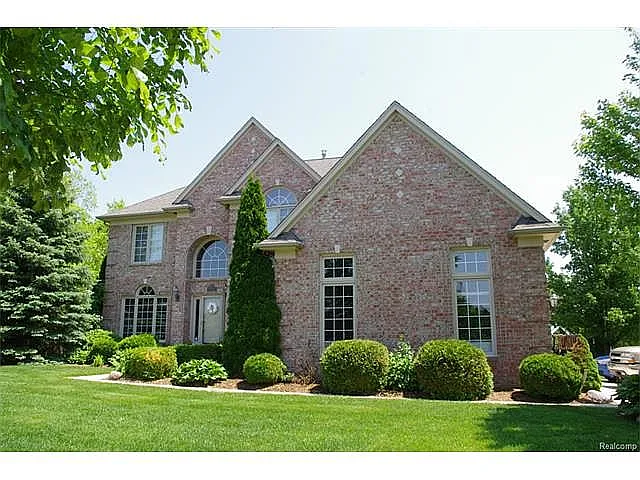 1331 Tulberry Cir photo 1
