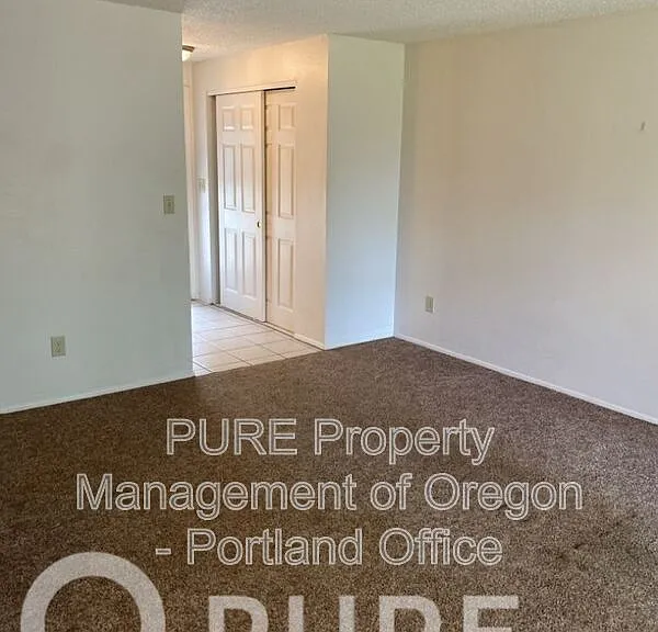 1725 SE 5th St — Photo 9