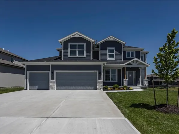 16965 S Brentwood St, Olathe, KS 66062