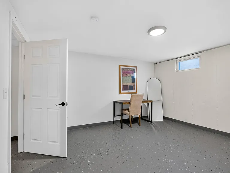 615 Loyola Dr — Photo 46