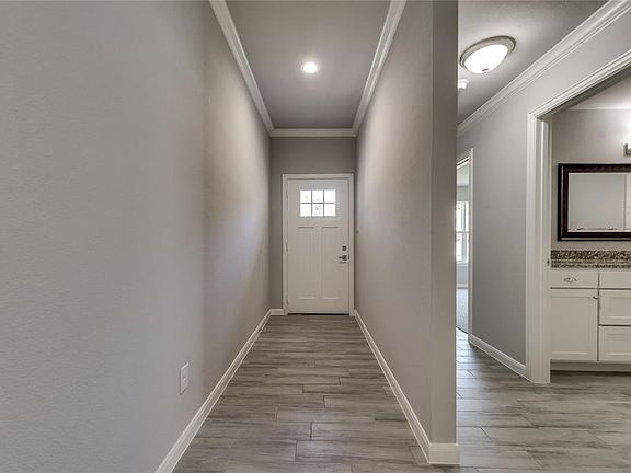 3rd image of 3539 Pickett St