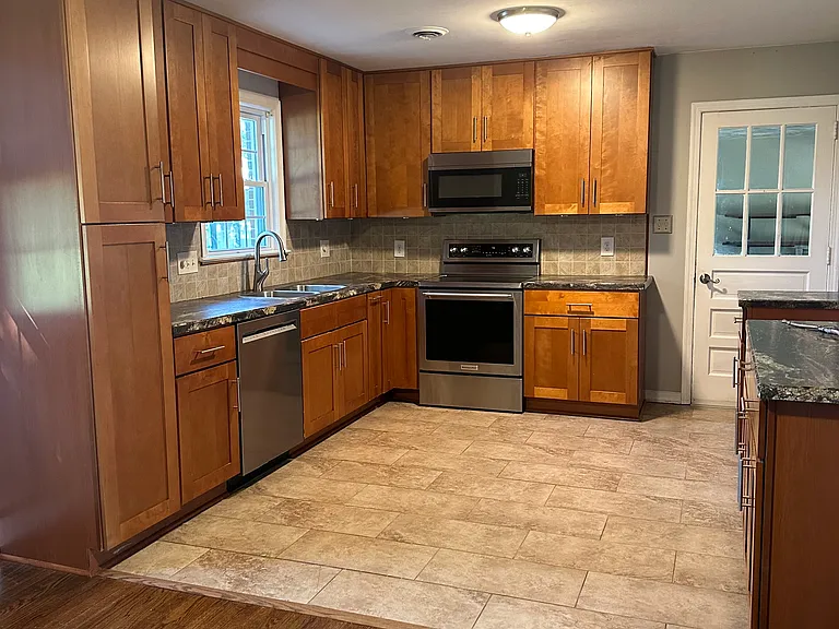 10 Browns Neck Rd — Photo 4