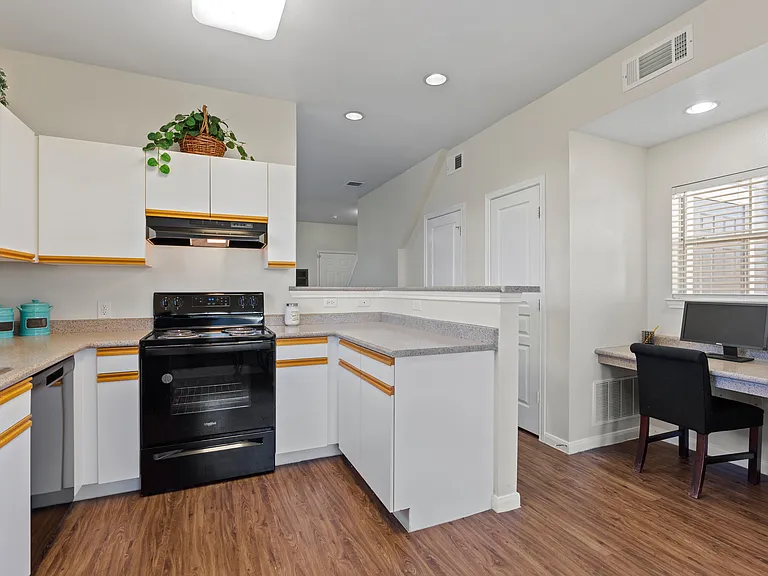 Ranchview Townhomes — Photo 31