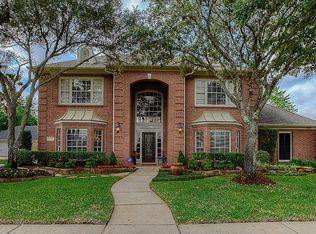 7710 Autumn Trl, Sugar Land, TX 77479