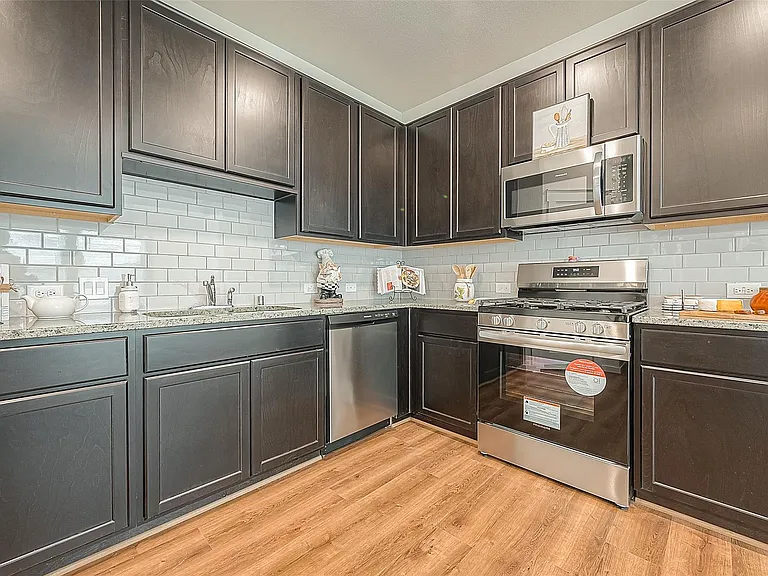 7538 Coral Terrace Dr — Photo 14
