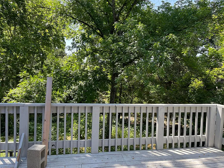 1235 Oak St — Photo 4