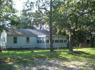105 NW 7th St, Oak Island, NC 28465