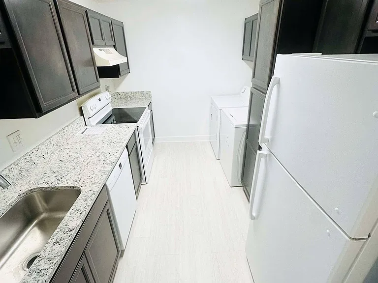 701 S College Rd #201 — Photo 3