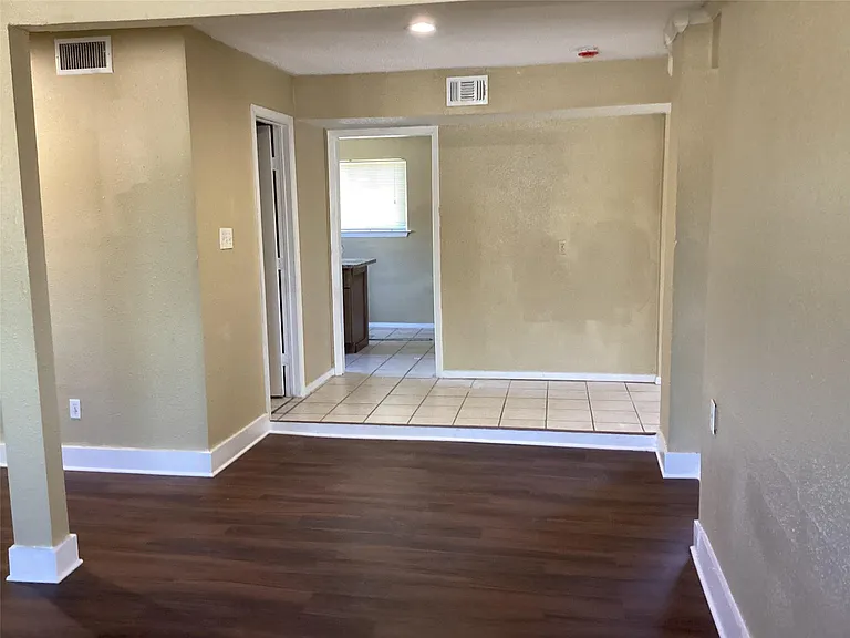 15831 Bazelbriar Ln — Photo 30