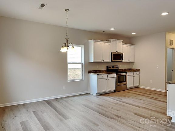 4th image of 6904 Agava Ln