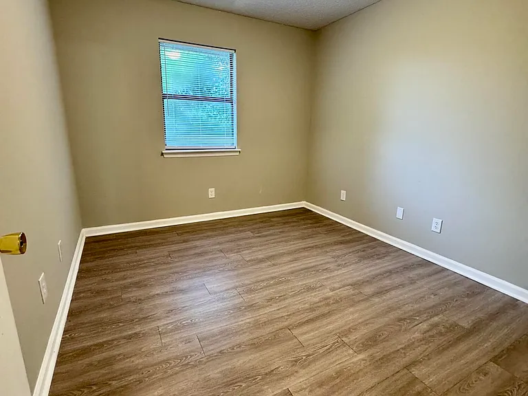 709 Patton Cir #35 — Photo 9