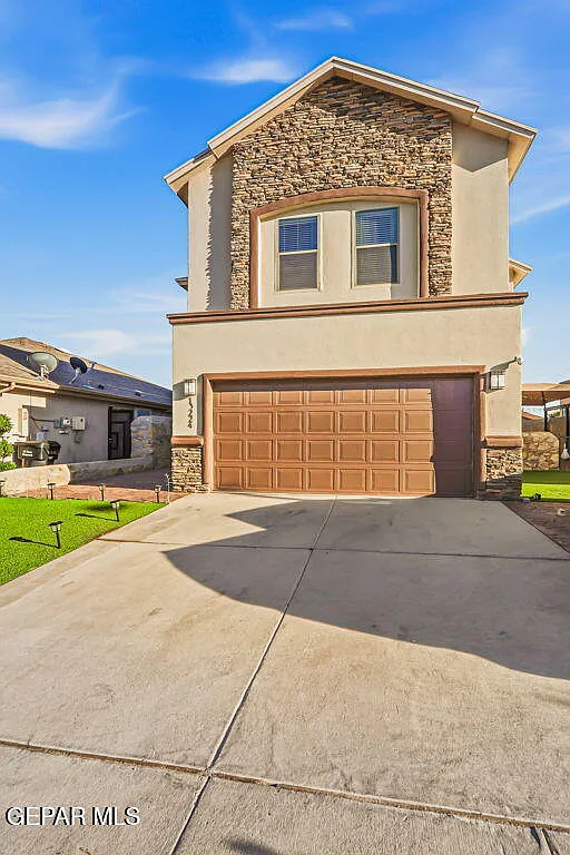 3 bed, 2.5 bath, 1688 sqft, $2,180 — Photo 4