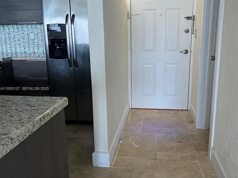 2501 S Ocean Dr #1112 — Photo 3