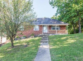 2419 Stratford Dr, Jefferson City, MO 65109