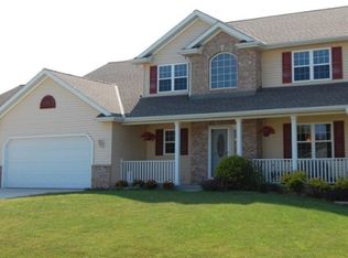 6610 Medley Dr, Racine, WI 53402