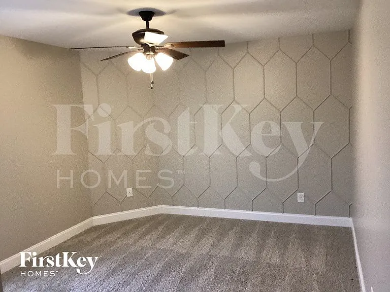473 Woodtrace Dr — Photo 6